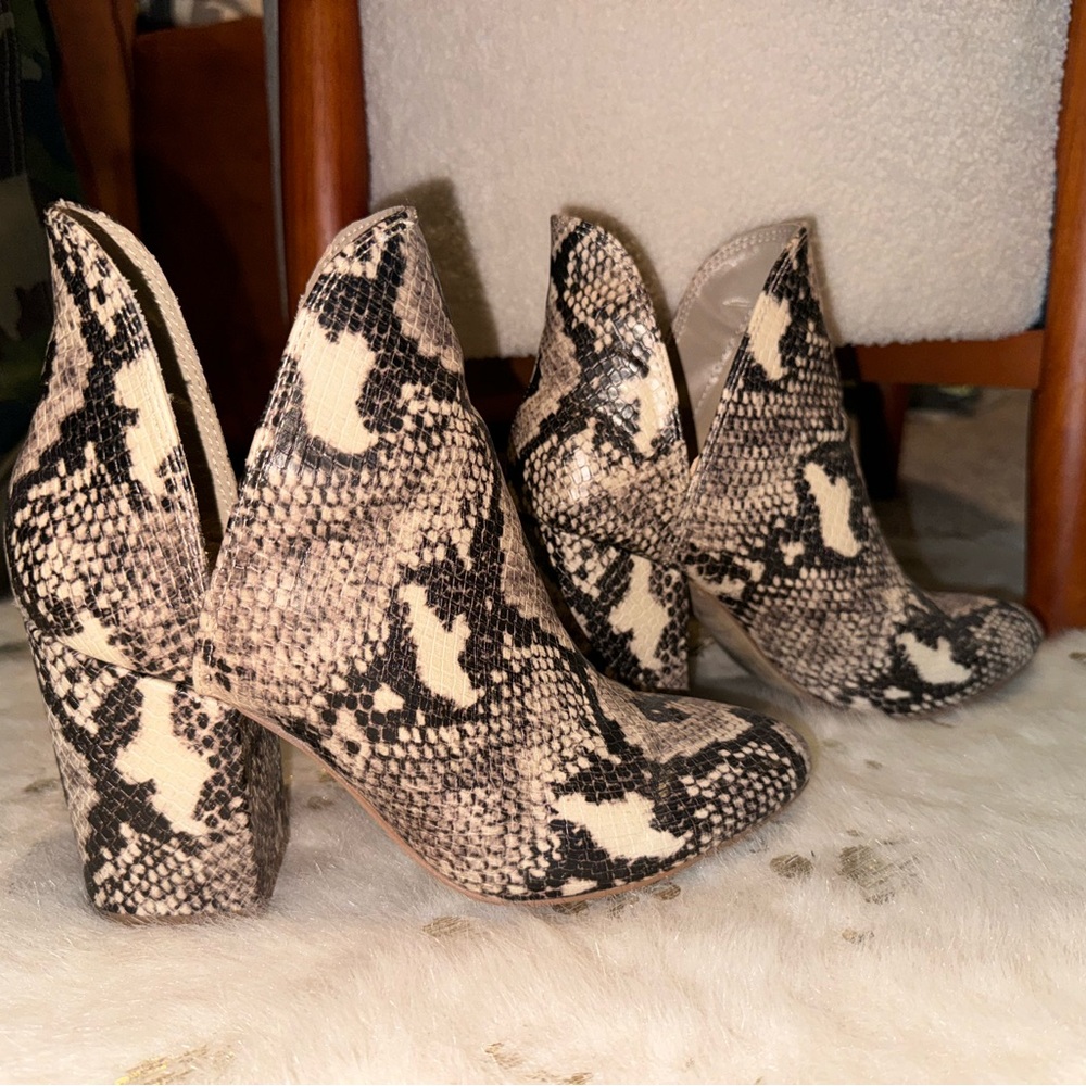Steve Madden Rookie bootie - Picture 6 of 8